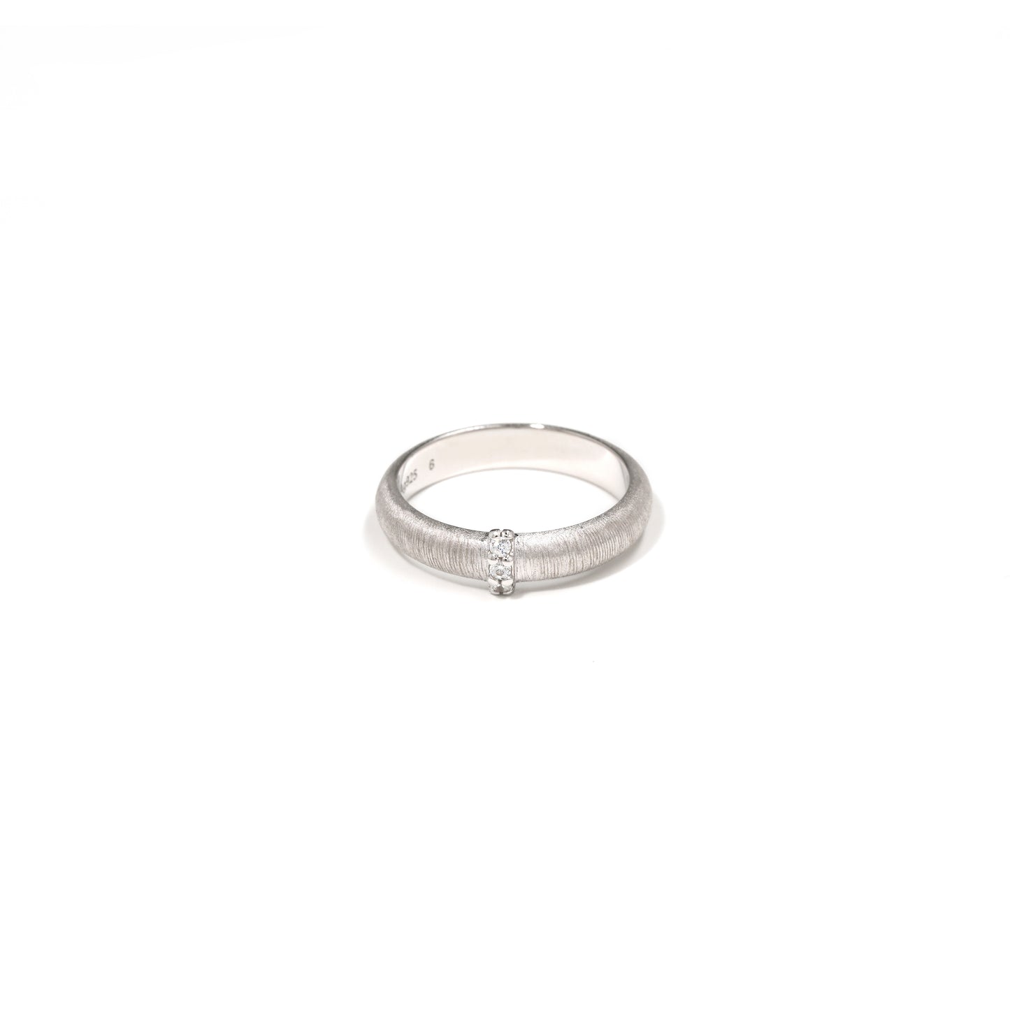 Silk-Textured Dual-Tone Ring